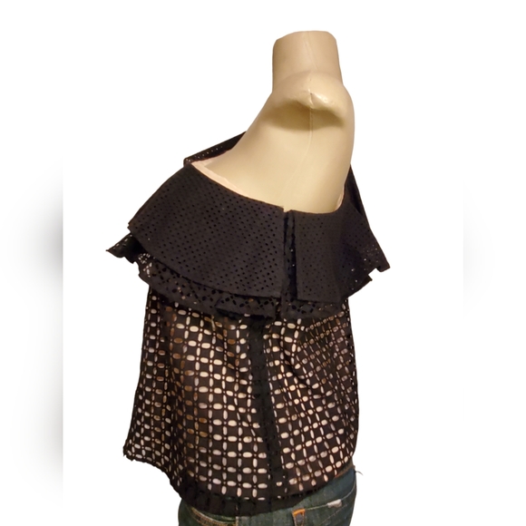 JCrew Black Eyelet One Shoulder Side Zipper Top.  Nude Underlay. Size 8 - Picture 3 of 4